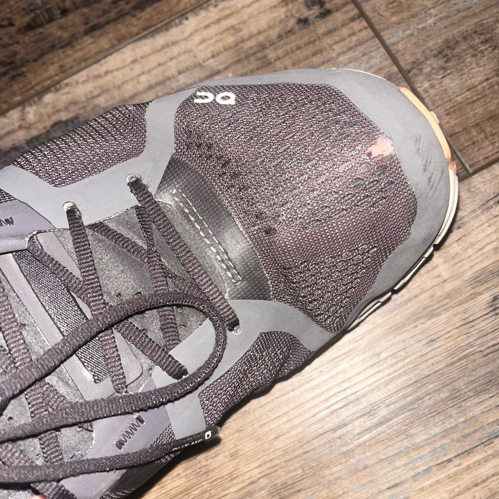 On Running Charcoal Athletic Shoes - Picture 5 of 7